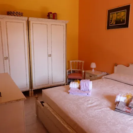Il Pozzo Dei Desideri Bed & Breakfast Arbus